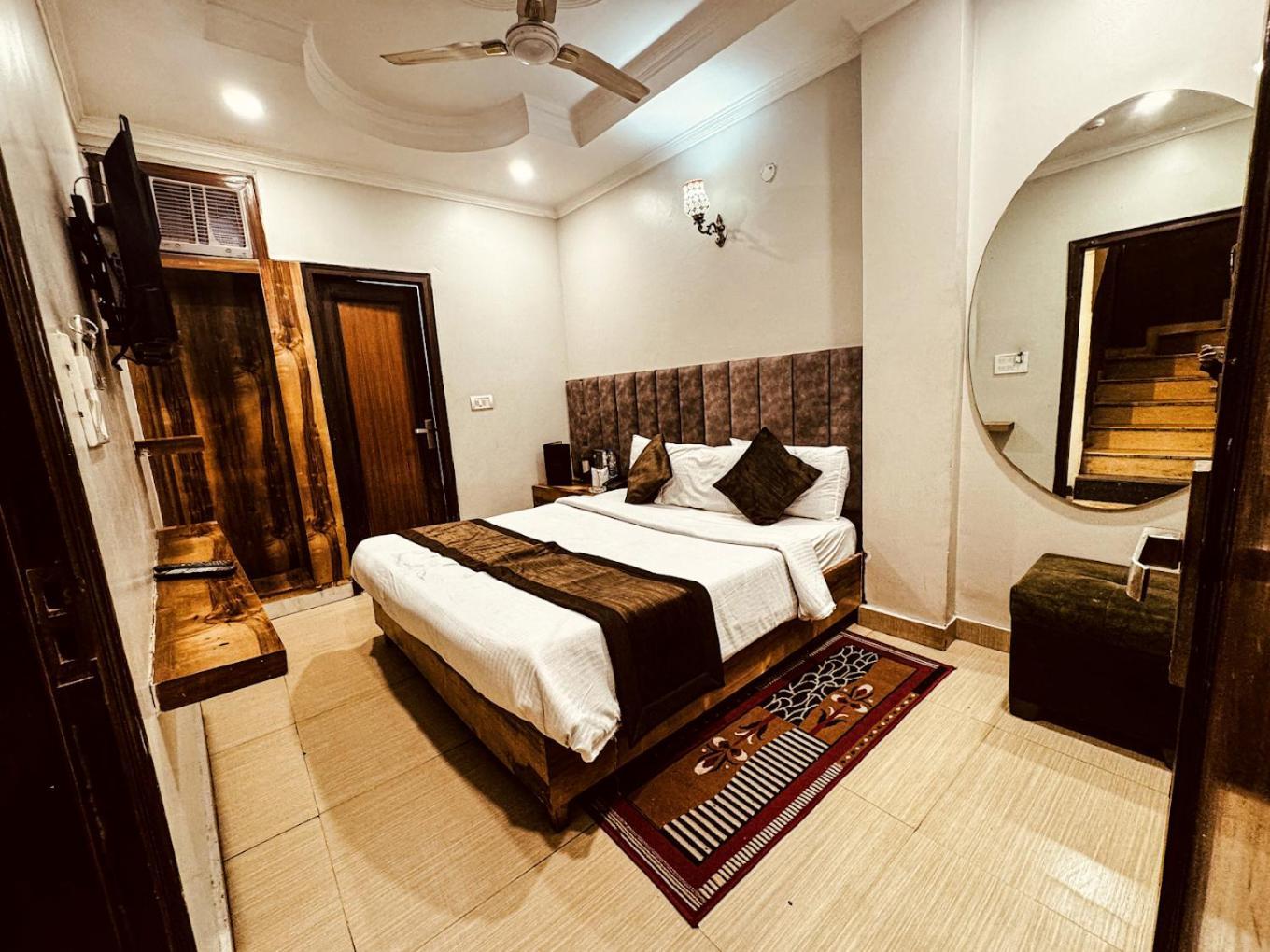 Hotel Jai Balaji, Paharganj, New Delhi Railway Station Exterior foto