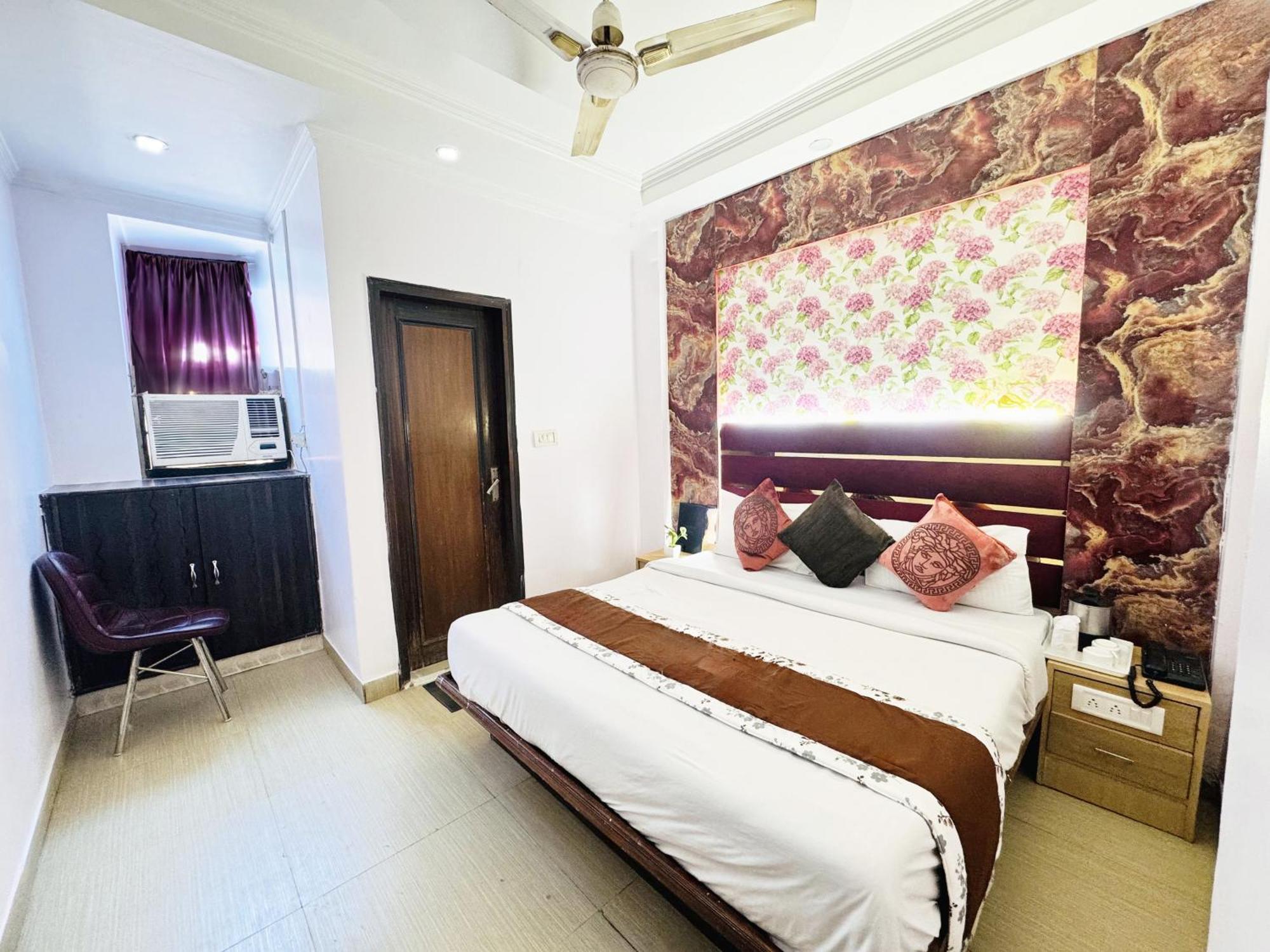 Hotel Jai Balaji, Paharganj, New Delhi Railway Station Exterior foto