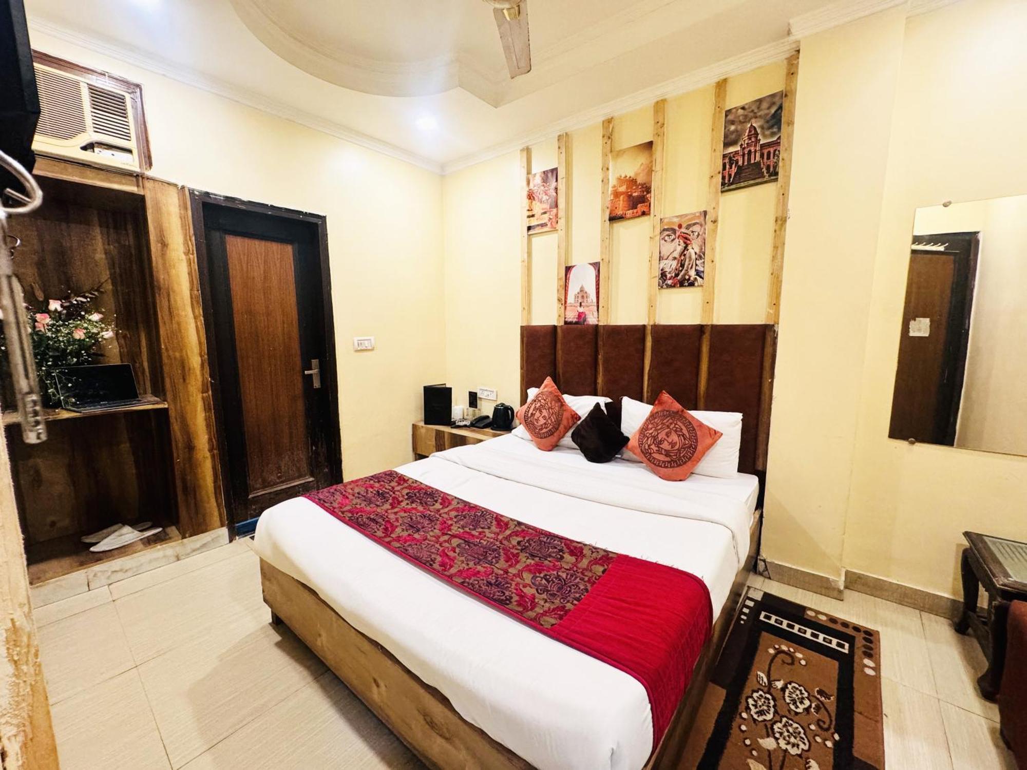 Hotel Jai Balaji, Paharganj, New Delhi Railway Station Exterior foto