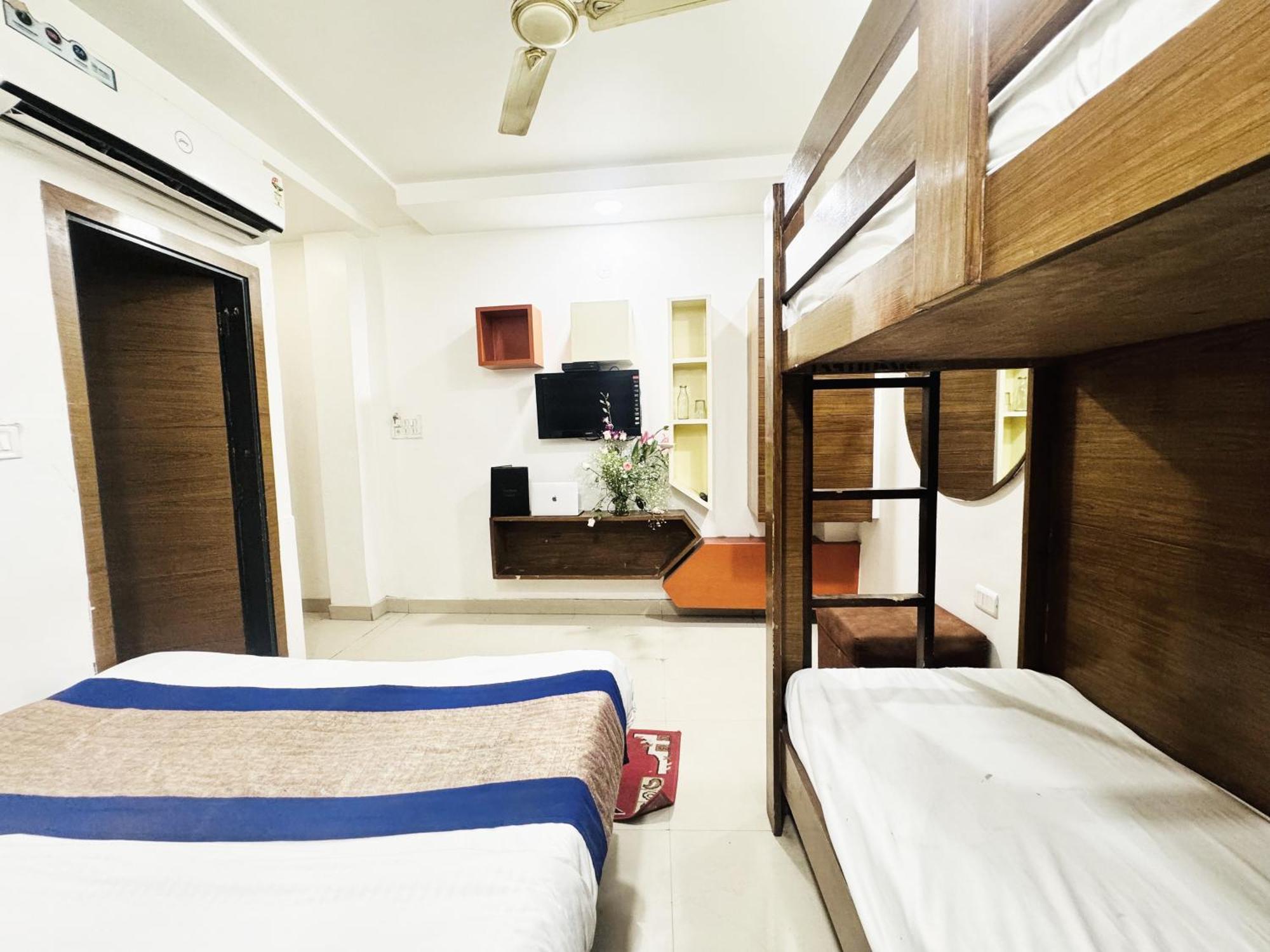 Hotel Jai Balaji, Paharganj, New Delhi Railway Station Exterior foto
